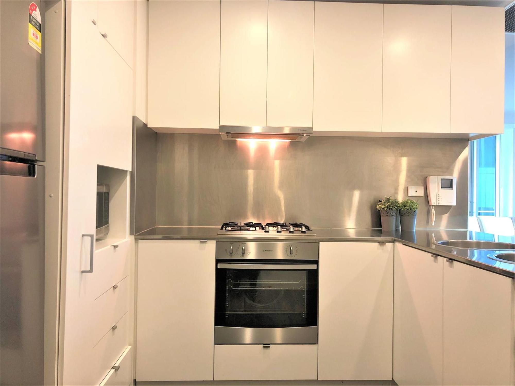 Readyset Apartments At Liberty Мельбурн Экстерьер фото